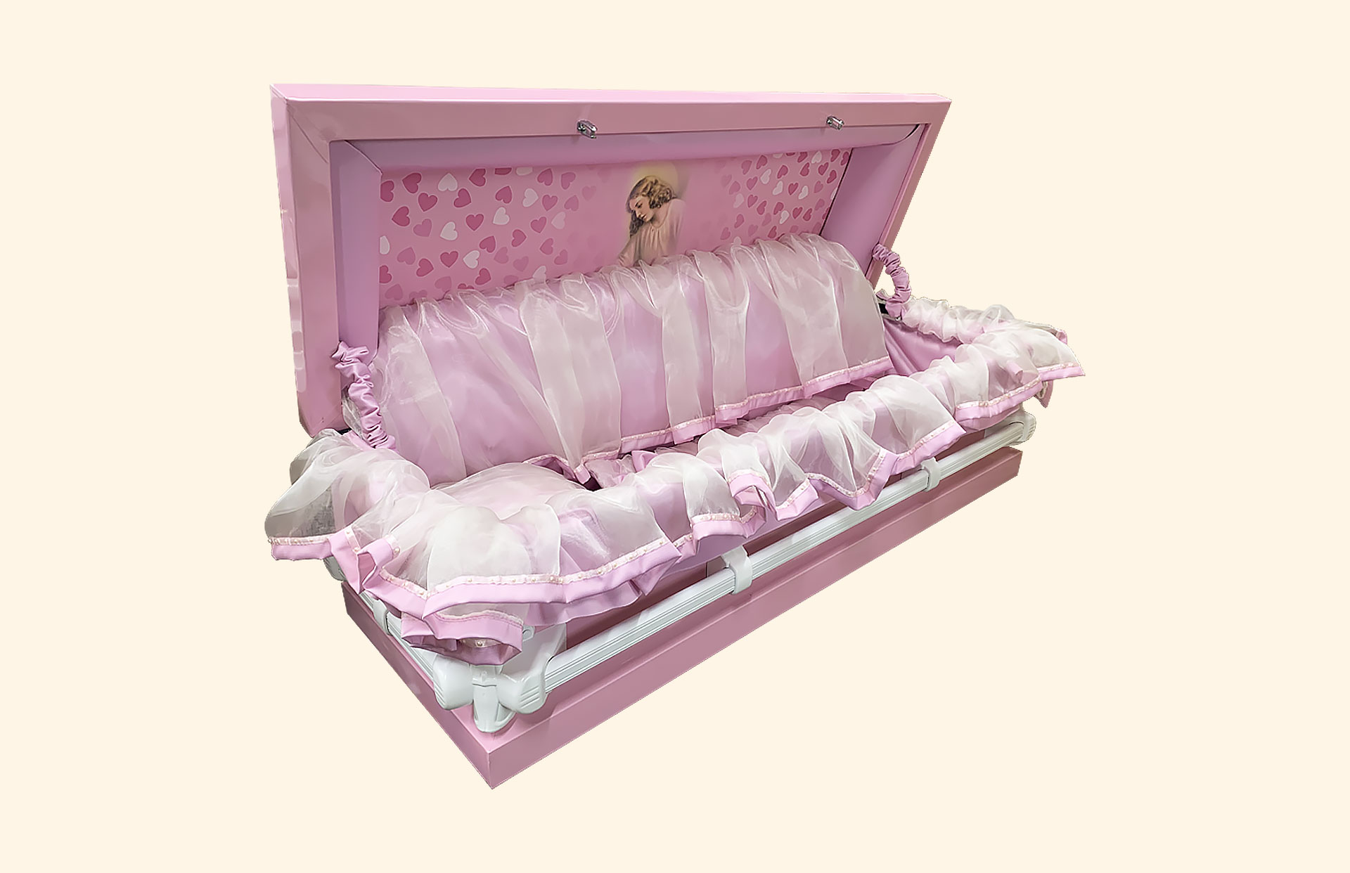 Angel Kisses pink interior